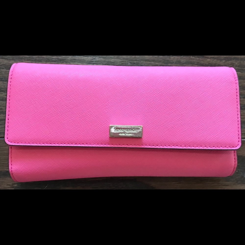 Kate Spade Wallet - Picture 1 of 4